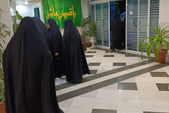 اسکان زائران در اقامتگاه پردیس خواهران همزمان با مراسم وداع و تشییع رهبر شهید انقلاب