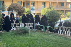 اسکان زائران در اقامتگاه پردیس خواهران همزمان با مراسم وداع و تشییع رهبر شهید انقلاب
